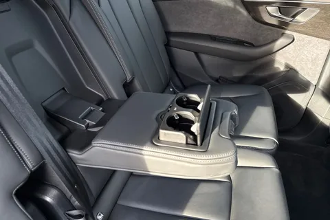 41 of 66 for Audi Q7 SUV Black Edition TDI quattro 231 PS tiptronic