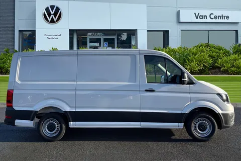 DF75ZRD Volkswagen Crafter CR35 Panel van Commerce Plus MWB 163 PS 2.0 TDI 8sp Auto RWD - Nav/Low Roof Thumbnail #3