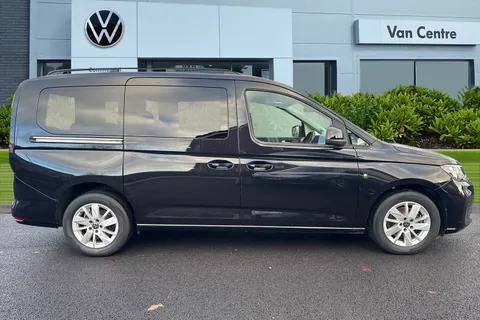 MF74OEW Volkswagen Caddy Maxi 2.0 TDI 122 Life 5dr DSG Thumbnail #3