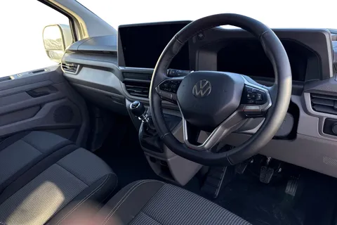 MF75FUM Volkswagen Transporter 2.0 TDI 150 Commerce Plus Van Thumbnail #7