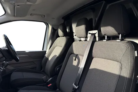 MF75FVC Volkswagen Transporter 2.0 TDI 150 Commerce Plus Van Thumbnail #11