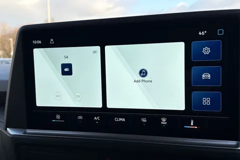 MF75FVK Volkswagen Transporter 2.0 TDI 150 Commerce Plus Van Thumbnail #11