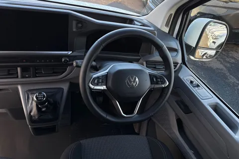 MF75FUM Volkswagen Transporter 2.0 TDI 150 Commerce Plus Van Thumbnail #12