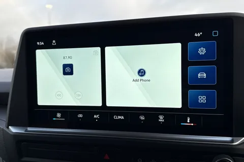 MF75FUV Volkswagen Transporter 2.0 TDI 150 Commerce Plus Van Thumbnail #11