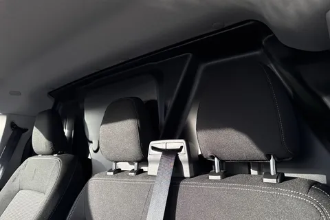 MF75FUM Volkswagen Transporter 2.0 TDI 150 Commerce Plus Van Thumbnail #13