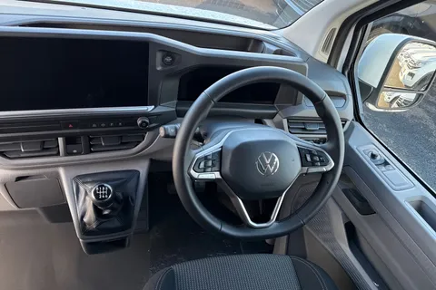 MF75FUV Volkswagen Transporter 2.0 TDI 150 Commerce Plus Van Thumbnail #12