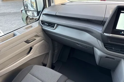 MF75FVC Volkswagen Transporter 2.0 TDI 150 Commerce Plus Van Thumbnail #15