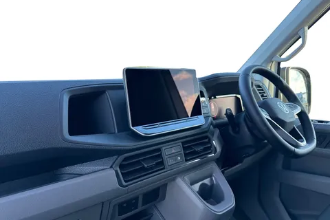 DF75ZRD Volkswagen Crafter CR35 Panel van Commerce Plus MWB 163 PS 2.0 TDI 8sp Auto RWD - Nav/Low Roof Thumbnail #14