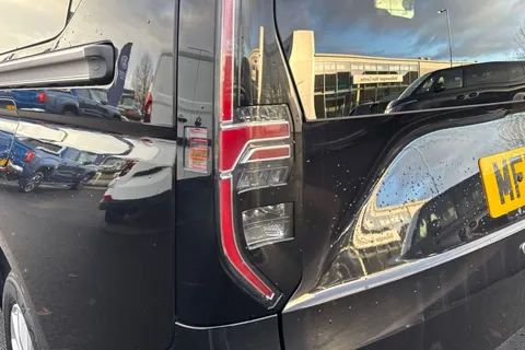 MF74OEW Volkswagen Caddy Maxi 2.0 TDI 122 Life 5dr DSG Thumbnail #15