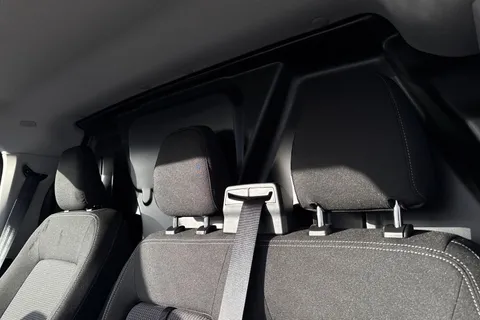 MF75FVE Volkswagen Transporter 2.0 TDI 150 Commerce Plus Van Thumbnail #13