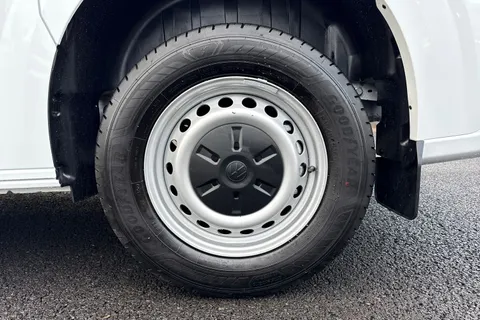 MF75FUV Volkswagen Transporter 2.0 TDI 150 Commerce Plus Van Thumbnail #21