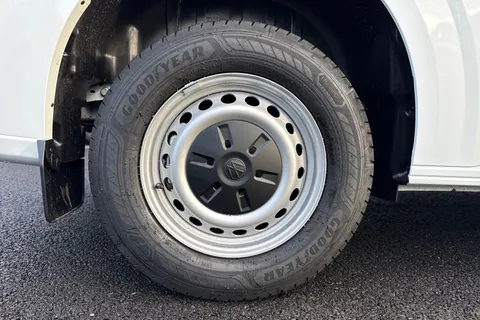 MF75FUV Volkswagen Transporter 2.0 TDI 150 Commerce Plus Van Thumbnail #22