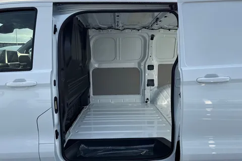 MF75FUV Volkswagen Transporter 2.0 TDI 150 Commerce Plus Van Thumbnail #28