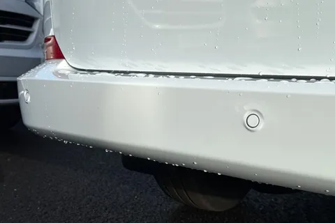 MF75FVK Volkswagen Transporter 2.0 TDI 150 Commerce Plus Van Thumbnail #30