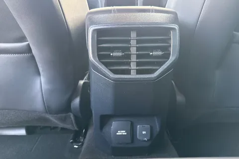 WD24SFJ Volkswagen Amarok D/Cab Pick Up Style 2.0 TDI 205 4MOTION Auto Thumbnail #29