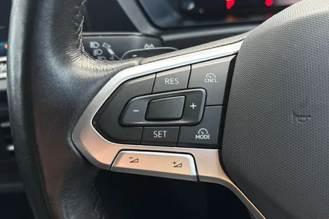 MF74OEW Volkswagen Caddy Maxi 2.0 TDI 122 Life 5dr DSG Thumbnail #32