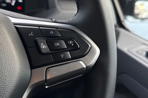 MF75FVC Volkswagen Transporter 2.0 TDI 150 Commerce Plus Van Thumbnail #35