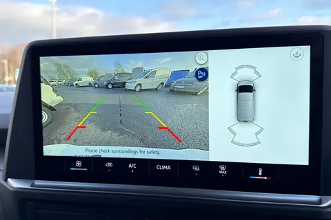 MF75FVK Volkswagen Transporter 2.0 TDI 150 Commerce Plus Van Thumbnail #37