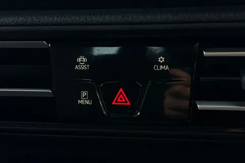 MF74OEW Volkswagen Caddy Maxi 2.0 TDI 122 Life 5dr DSG Thumbnail #35