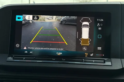 MF74OEW Volkswagen Caddy Maxi 2.0 TDI 122 Life 5dr DSG Thumbnail #39