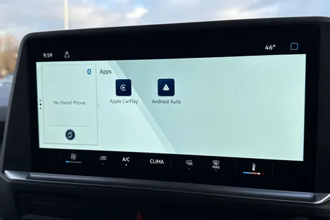 MF75FUM Volkswagen Transporter 2.0 TDI 150 Commerce Plus Van Thumbnail #40