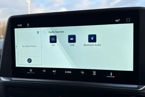 MF75FUM Volkswagen Transporter 2.0 TDI 150 Commerce Plus Van Thumbnail #41