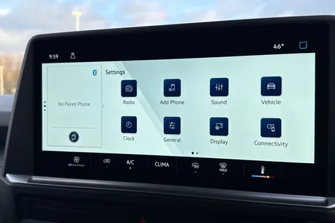 MF75FUM Volkswagen Transporter 2.0 TDI 150 Commerce Plus Van Thumbnail #42