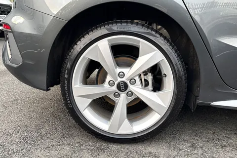 KM75RBX Audi A3 S line 40 TFSI e  204 PS S tronic Thumbnail #13