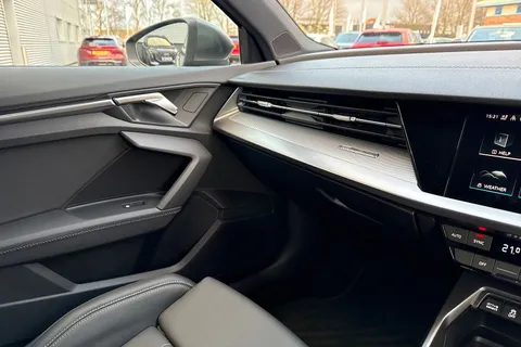 KM75RBX Audi A3 S line 40 TFSI e  204 PS S tronic Thumbnail #20