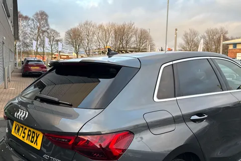 KM75RBX Audi A3 S line 40 TFSI e  204 PS S tronic Thumbnail #29