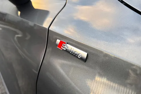 KM75RBX Audi A3 S line 40 TFSI e  204 PS S tronic Thumbnail #31