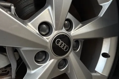 KM75RBX Audi A3 S line 40 TFSI e  204 PS S tronic Thumbnail #34