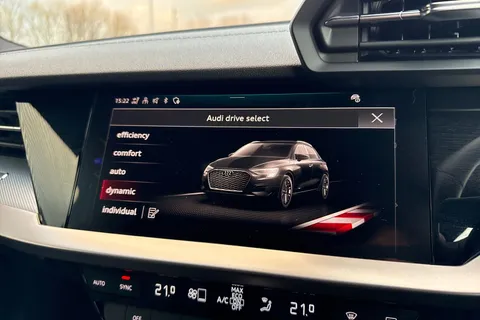 KM75RBX Audi A3 S line 40 TFSI e  204 PS S tronic Thumbnail #56