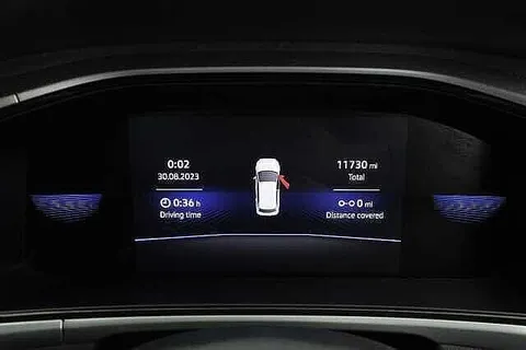 GJ72ULK Volkswagen T-Roc 1.0 TSI Life 5dr Thumbnail #11