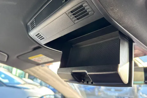 DG17AHX Volkswagen Golf 2.0 TSI R 5dr DSG Thumbnail #33