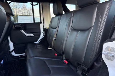 G21KJP Jeep Wrangler 2.8 CRD Overland 4dr Auto Thumbnail #13