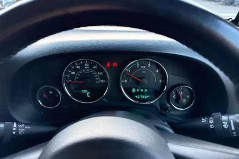 G21KJP Jeep Wrangler 2.8 CRD Overland 4dr Auto Thumbnail #33