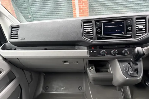 PK74EBJ Volkswagen Crafter 2.0 TDI 140PS Commerce Plus High Roof Van Auto Thumbnail #14