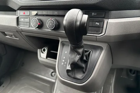 PK74EBJ Volkswagen Crafter 2.0 TDI 140PS Commerce Plus High Roof Van Auto Thumbnail #19