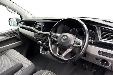 RA70BWD Volkswagen Transporter 2.0 TDI 150 Highline Van Thumbnail #7