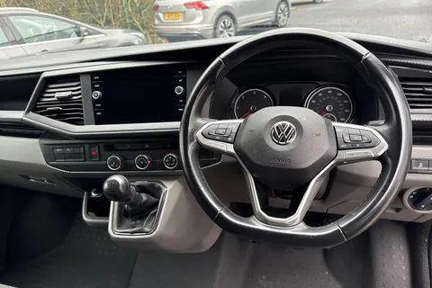 RA70BWD Volkswagen Transporter 2.0 TDI 150 Highline Van Thumbnail #12