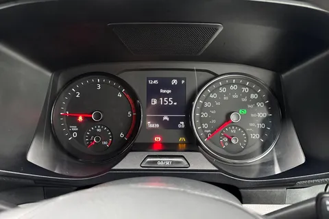 PK74EBJ Volkswagen Crafter 2.0 TDI 140PS Commerce Plus High Roof Van Auto Thumbnail #32