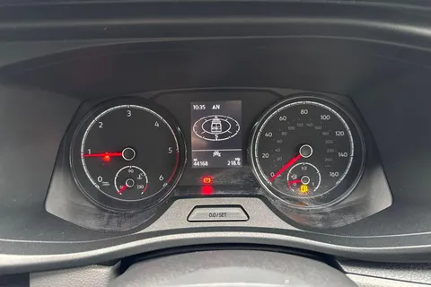 RA70BWD Volkswagen Transporter 2.0 TDI 150 Highline Van Thumbnail #24