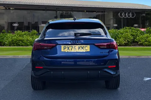 PX75KKC Audi Q3 35 TDI Black Edition 5dr S Tronic [20" Alloy] Thumbnail #5
