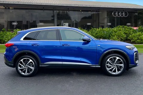 SM75ACX Audi Q5 2.0 TDI Quattro S Line 5dr S Tronic Thumbnail #4