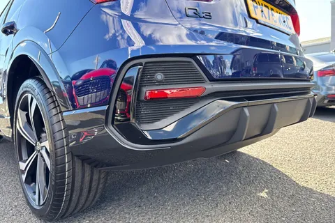 PX75KKC Audi Q3 35 TDI Black Edition 5dr S Tronic [20" Alloy] Thumbnail #34