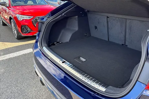 PX75KKC Audi Q3 35 TDI Black Edition 5dr S Tronic [20" Alloy] Thumbnail #36