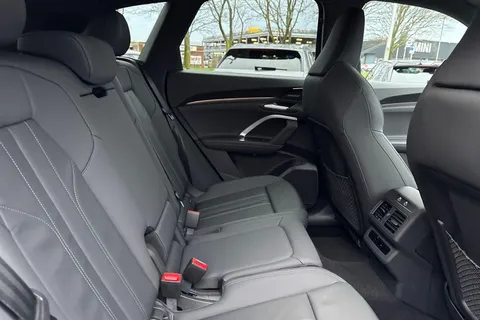 SM75ACX Audi Q5 2.0 TDI Quattro S Line 5dr S Tronic Thumbnail #38