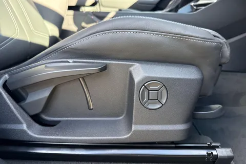 PX75KKC Audi Q3 35 TDI Black Edition 5dr S Tronic [20" Alloy] Thumbnail #45