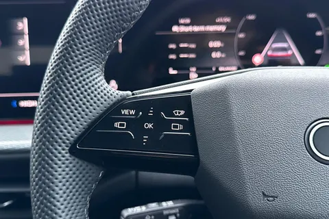 SM75ACX Audi Q5 2.0 TDI Quattro S Line 5dr S Tronic Thumbnail #48